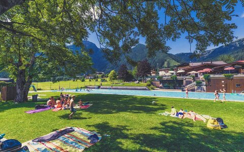 Viele Gäste im Krimml Schwimmbad