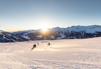 Skifahren Sonnenaufgang
