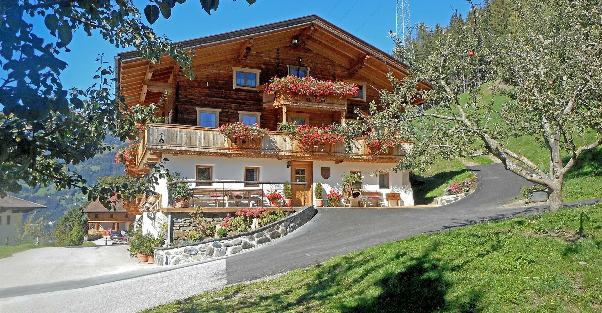 Stockhof-am-Gerlosberg-Aussenansicht.jpg