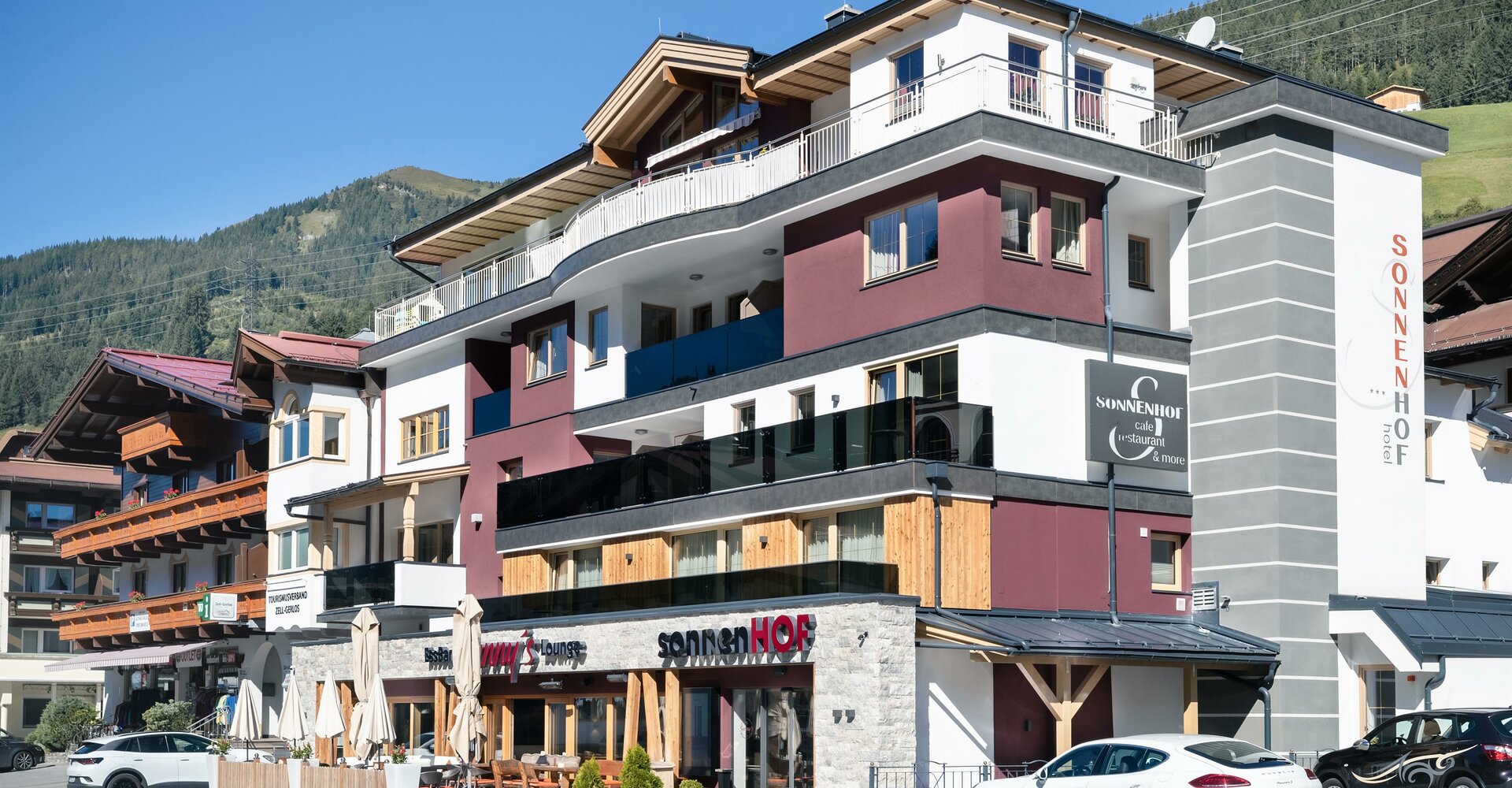 Hotel-Sonnenhof-Sommer.jpg