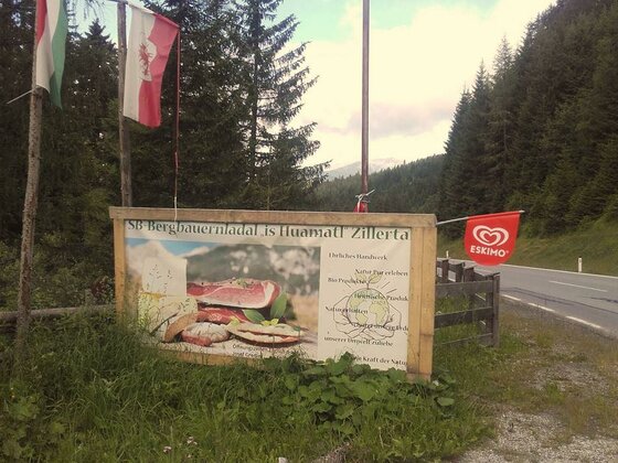 Selbstbedienungs-Laden an der Gerlosbundesstrasse