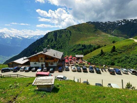 Almgasthaus Zellberg Stüberl (1.835 m)