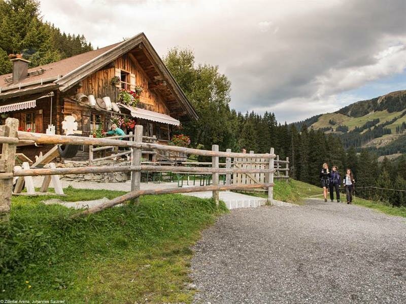 Baerschlag-Alm.jpg