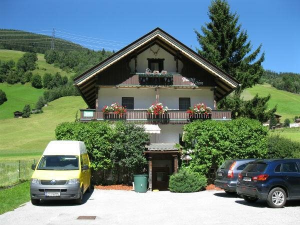 Haus-Sommer.jpg