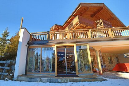 Luckys-Skirental.jpg