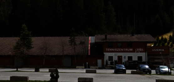Tennishalle.png