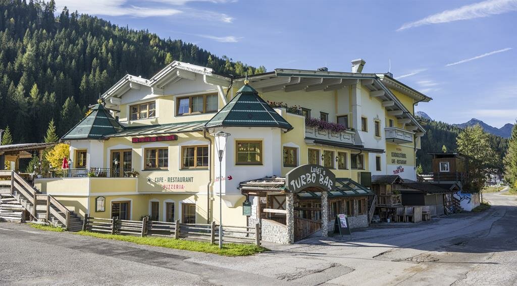 Isskogelstueberl-Sommer-1.jpg