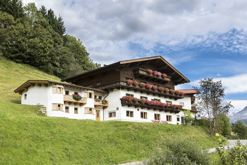 Adamerhof-Sommer.jpg