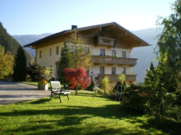 Haus-im-Sommer.jpg