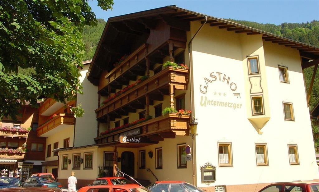 Gasthof-Untermetzger-Sommer.jpg