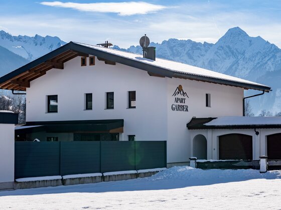 Apart Garber